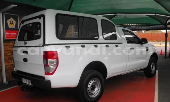 Acheter Occasion Voiture Ford Ranger Blanc à Livingstone, Zambie Acheter Occasion Voiture Ford Ranger Blanc à Livingstone, Zambie