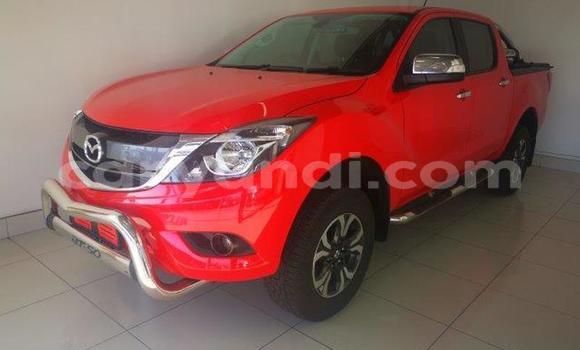 Tenga Tsaru Mazda BT-50 Tsvuku Mota in Livingstone in Zambia