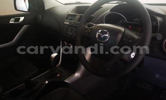 Acheter Occasion Voiture Mazda BT-50 Rouge à Livingstone, Zambie Acheter Occasion Voiture Mazda BT-50 Rouge à Livingstone, Zambie