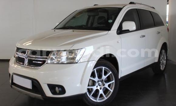 Buy Used Dodge Journey White Car in Lusaka in Zambia Buy Used Dodge Journey White Car in Lusaka in Zambia