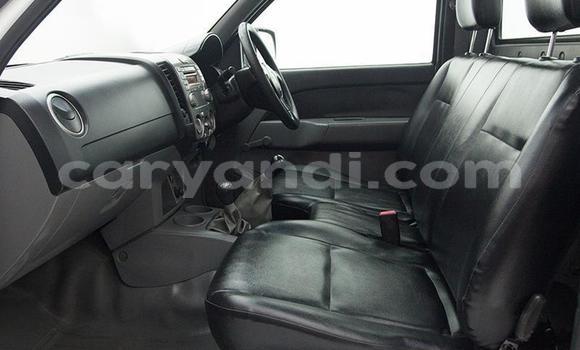 Nunua Ilio tumika Mazda BT-50 Nyeupe Gari ndani ya Lusaka nchini Zambia Nunua Ilio tumika Mazda BT-50 Nyeupe Gari ndani ya Lusaka nchini Zambia