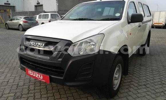 Acheter Occasion Voiture Isuzu D–MAX Blanc à Kitwe, Zambie Acheter Occasion Voiture Isuzu D–MAX Blanc à Kitwe, Zambie