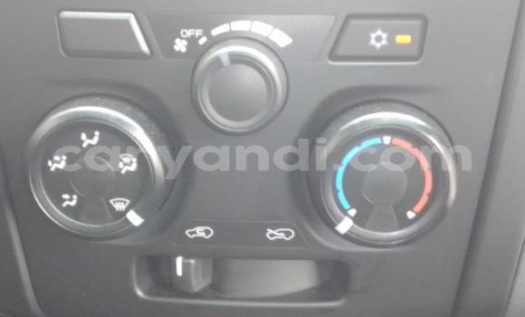 Acheter Occasion Voiture Isuzu D–MAX Blanc à Kitwe, Zambie Acheter Occasion Voiture Isuzu D–MAX Blanc à Kitwe, Zambie