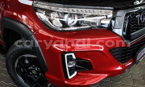 Acheter Occasion Voiture Toyota Hilux Rouge à Zambèze, Nord-Ouest Acheter Occasion Voiture Toyota Hilux Rouge à Zambèze, Nord-Ouest