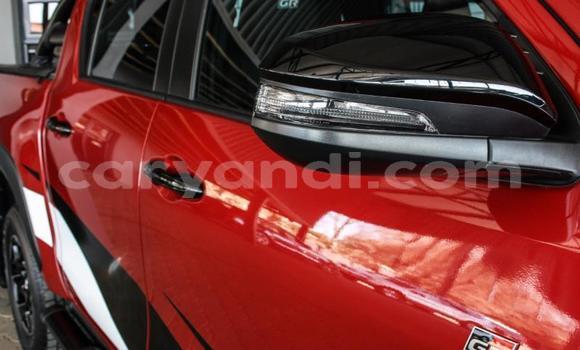 Acheter Occasion Voiture Toyota Hilux Rouge à Zambèze, Nord-Ouest Acheter Occasion Voiture Toyota Hilux Rouge à Zambèze, Nord-Ouest