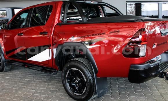 Acheter Occasion Voiture Toyota Hilux Rouge à Zambèze, Nord-Ouest Acheter Occasion Voiture Toyota Hilux Rouge à Zambèze, Nord-Ouest