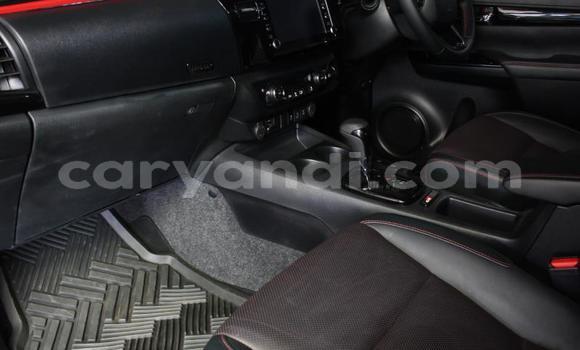 Acheter Occasion Voiture Toyota Hilux Rouge à Zambèze, Nord-Ouest Acheter Occasion Voiture Toyota Hilux Rouge à Zambèze, Nord-Ouest