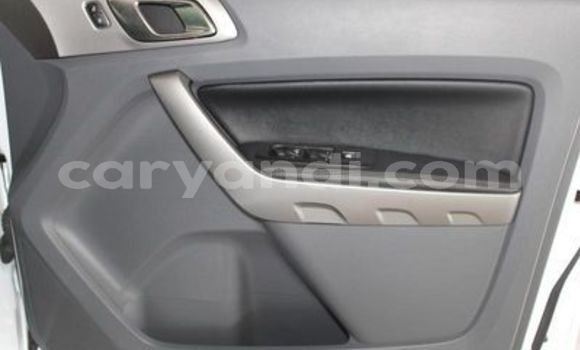 Acheter Occasion Voiture Ford Ranger Blanc à Livingstone, Zambie Acheter Occasion Voiture Ford Ranger Blanc à Livingstone, Zambie