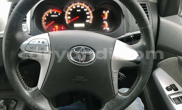 Nunua Ilio tumika Toyota Hilux Nyeupe Gari ndani ya Lusaka nchini Zambia Nunua Ilio tumika Toyota Hilux Nyeupe Gari ndani ya Lusaka nchini Zambia