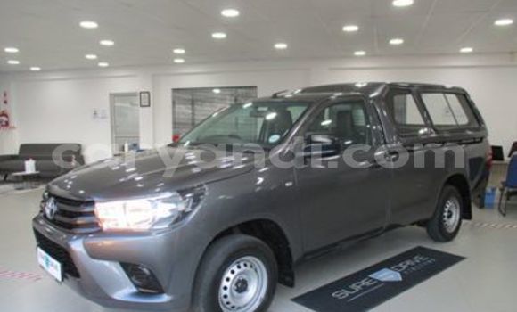 Buy Used Toyota Hilux Silver Car in Livingstone in Zambia Buy Used Toyota Hilux Silver Car in Livingstone in Zambia