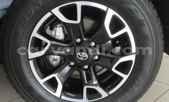 Acheter Occasion Voiture Toyota Hilux Blanc à Kitwe, Zambie Acheter Occasion Voiture Toyota Hilux Blanc à Kitwe, Zambie
