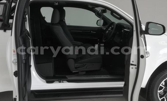 Acheter Occasion Voiture Toyota Hilux Blanc à Kitwe, Zambie Acheter Occasion Voiture Toyota Hilux Blanc à Kitwe, Zambie