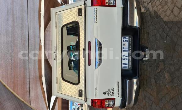 Buy Used Toyota Hilux White Car in Kitwe in Zambia Buy Used Toyota Hilux White Car in Kitwe in Zambia