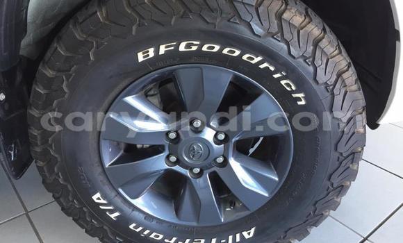 Acheter Occasion Voiture Toyota Hilux Blanc à Kitwe, Zambie Acheter Occasion Voiture Toyota Hilux Blanc à Kitwe, Zambie