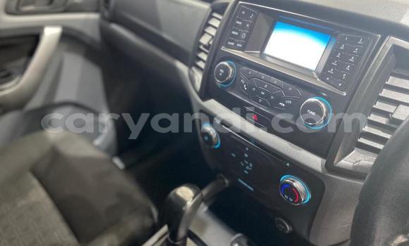 Acheter Occasion Voiture Ford Ranger Blanc à Livingstone, Zambie Acheter Occasion Voiture Ford Ranger Blanc à Livingstone, Zambie