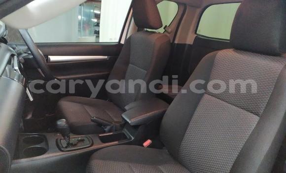 Acheter Occasion Voiture Toyota Hilux Blanc à Kitwe, Zambie Acheter Occasion Voiture Toyota Hilux Blanc à Kitwe, Zambie