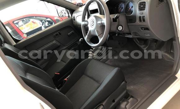 Acheter Occasion Voiture Nissan NP 300 Blanc à Ndola, Zambie Acheter Occasion Voiture Nissan NP 300 Blanc à Ndola, Zambie