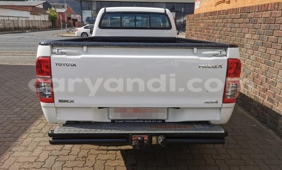 Acheter Occasion Voiture Toyota Hilux Blanc à Ndola, Zambie Acheter Occasion Voiture Toyota Hilux Blanc à Ndola, Zambie