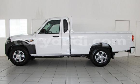 Acheter Occasion Voiture Mahindra Scorpio Blanc à Livingstone, Zambie Acheter Occasion Voiture Mahindra Scorpio Blanc à Livingstone, Zambie