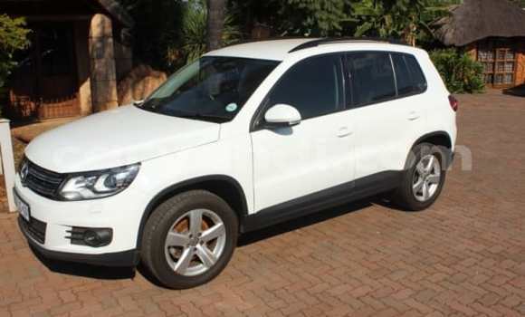 Buy Used Volkswagen Touareg White Car in Lusaka in Zambia Buy Used Volkswagen Touareg White Car in Lusaka in Zambia