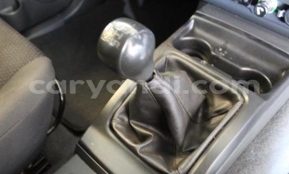 Acheter Occasion Voiture Isuzu KB Blanc à Kitwe, Zambie Acheter Occasion Voiture Isuzu KB Blanc à Kitwe, Zambie