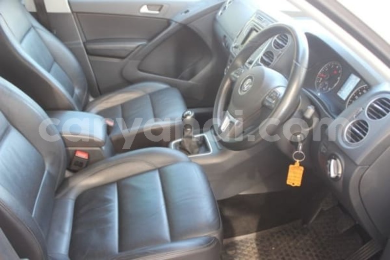 Big with watermark 2016 volkswagen tiguan 6