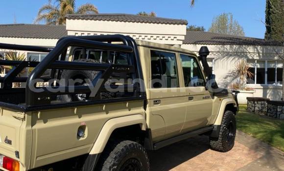 Buy Used Toyota Land Cruiser Beige Car in Lusaka in Zambia Buy Used Toyota Land Cruiser Beige Car in Lusaka in Zambia