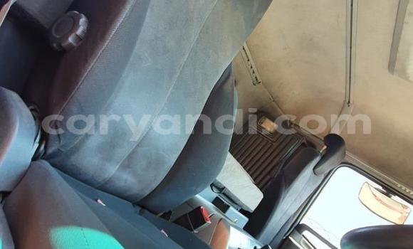 Acheter Occasion Utilitaire Nissan UD Rouge à Chilanga, Lusaka Acheter Occasion Utilitaire Nissan UD Rouge à Chilanga, Lusaka