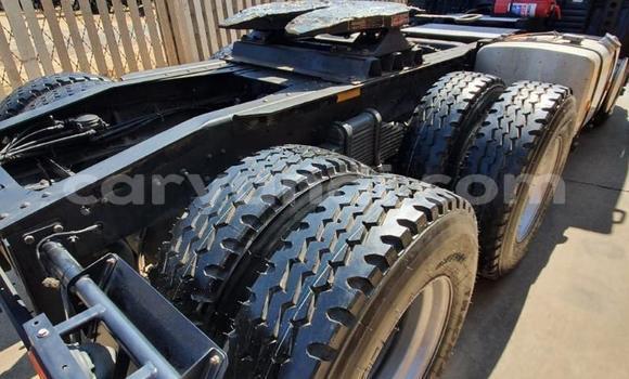 Acheter Occasion Utilitaire Nissan UD Rouge à Chilanga, Lusaka Acheter Occasion Utilitaire Nissan UD Rouge à Chilanga, Lusaka