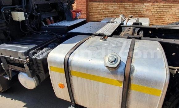 Acheter Occasion Utilitaire Nissan UD Rouge à Chilanga, Lusaka Acheter Occasion Utilitaire Nissan UD Rouge à Chilanga, Lusaka