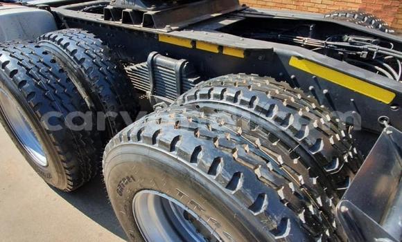 Acheter Occasion Utilitaire Nissan UD Rouge à Chilanga, Lusaka Acheter Occasion Utilitaire Nissan UD Rouge à Chilanga, Lusaka