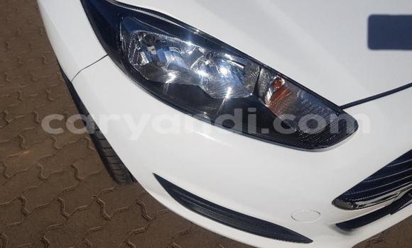 Acheter Occasion Voiture Ford Fiesta Blanc à Chipata, Zambie Acheter Occasion Voiture Ford Fiesta Blanc à Chipata, Zambie