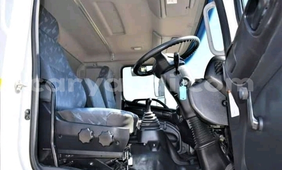 Tenga Imported Hino 300 Series Chena Rori in Kalomo in Southern Tenga Imported Hino 300 Series Chena Rori in Kalomo in Southern