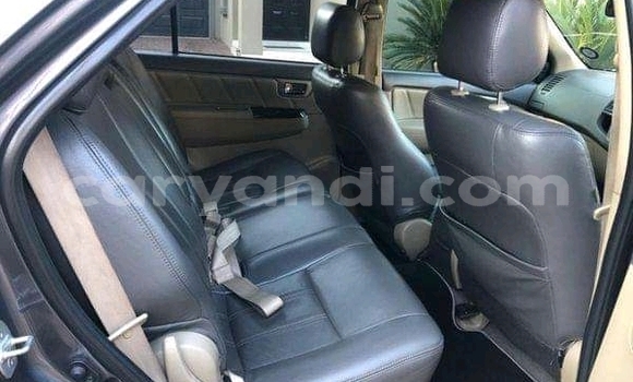 Tenga Tsaru Toyota Fortuner Nhema Mota in Chingola in Zambia Tenga Tsaru Toyota Fortuner Nhema Mota in Chingola in Zambia