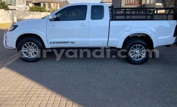 Acheter Occasion Voiture Toyota Hilux Blanc à Choma, Du sud Acheter Occasion Voiture Toyota Hilux Blanc à Choma, Du sud