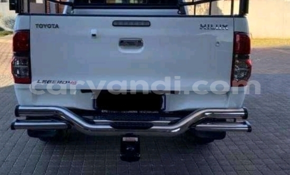 Acheter Occasion Voiture Toyota Hilux Blanc à Choma, Du sud Acheter Occasion Voiture Toyota Hilux Blanc à Choma, Du sud