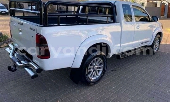 Acheter Occasion Voiture Toyota Hilux Blanc à Choma, Du sud Acheter Occasion Voiture Toyota Hilux Blanc à Choma, Du sud