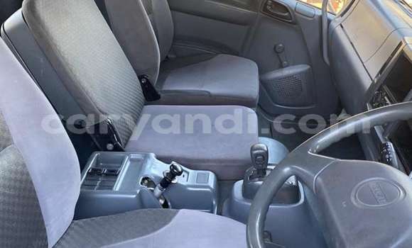 Acheter Occasion Utilitaire Mitsubishi Fuso Blanc à Chingola, Zambie Acheter Occasion Utilitaire Mitsubishi Fuso Blanc à Chingola, Zambie