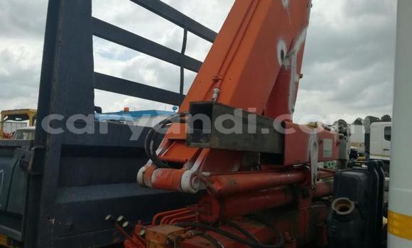 Acheter Occasion Utilitaire Mercedes–Benz 1213 Blanc à Chingola, Zambie Acheter Occasion Utilitaire Mercedes–Benz 1213 Blanc à Chingola, Zambie