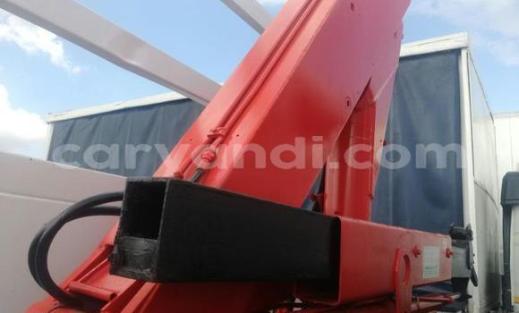 Acheter Occasion Utilitaire Mercedes–Benz 1213 Blanc à Chingola, Zambie Acheter Occasion Utilitaire Mercedes–Benz 1213 Blanc à Chingola, Zambie