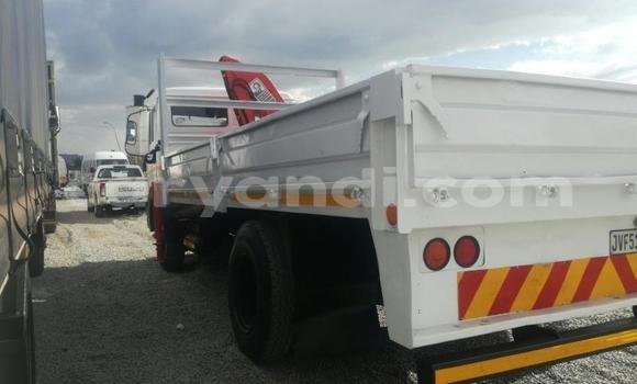 Acheter Occasion Utilitaire Mercedes–Benz 1213 Blanc à Chingola, Zambie Acheter Occasion Utilitaire Mercedes–Benz 1213 Blanc à Chingola, Zambie