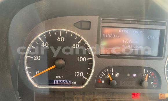 Acheter Occasion Utilitaire Mercedes–Benz Tipper Blanc à Chingola, Zambie Acheter Occasion Utilitaire Mercedes–Benz Tipper Blanc à Chingola, Zambie