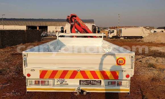 Buy Used Isuzu FTR 850 White Truck in Kitwe in Zambia Buy Used Isuzu FTR 850 White Truck in Kitwe in Zambia