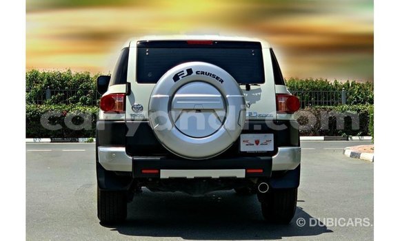 Buy Import Toyota FJ Cruiser White Car in Import - Dubai in Zambia Buy Import Toyota FJ Cruiser White Car in Import - Dubai in Zambia