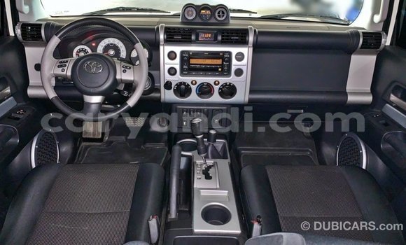 Buy Import Toyota FJ Cruiser White Car in Import - Dubai in Zambia Buy Import Toyota FJ Cruiser White Car in Import - Dubai in Zambia