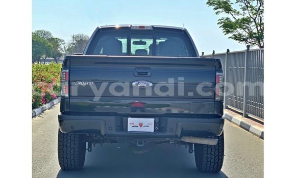 Acheter Import Voiture Ford Club Wagon Noir à Import - Dubai, Zambie Acheter Import Voiture Ford Club Wagon Noir à Import - Dubai, Zambie