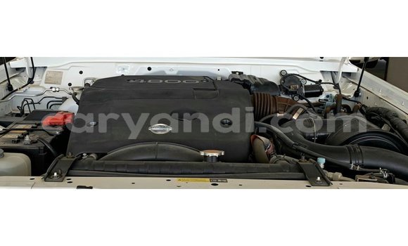 Acheter Import Voiture Nissan Patrol Blanc à Import - Dubai, Zambie Acheter Import Voiture Nissan Patrol Blanc à Import - Dubai, Zambie