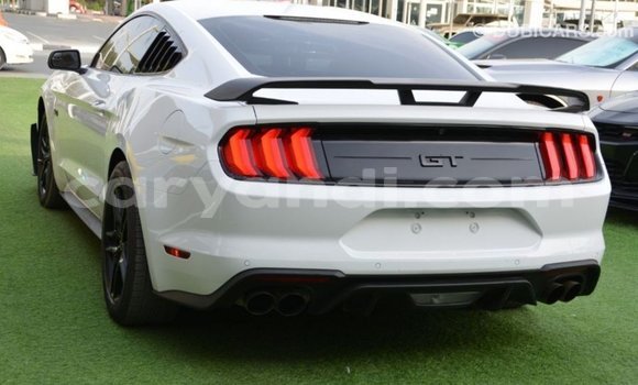 Buy Import Ford Mustang White Car in Import - Dubai in Zambia Buy Import Ford Mustang White Car in Import - Dubai in Zambia