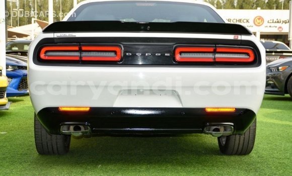 Buy Import Dodge Challenger White Car in Import - Dubai in Zambia Buy Import Dodge Challenger White Car in Import - Dubai in Zambia