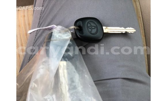 Tenga Imported Toyota Yaris Chena Mota in Import - Dubai in Zambia Tenga Imported Toyota Yaris Chena Mota in Import - Dubai in Zambia